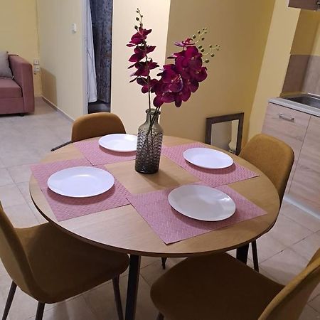 Zenia Home 1 Στην Καρδιά Της Πάτρας Bagian luar foto